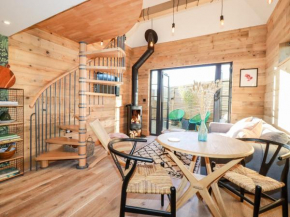 Little Beach Cabin